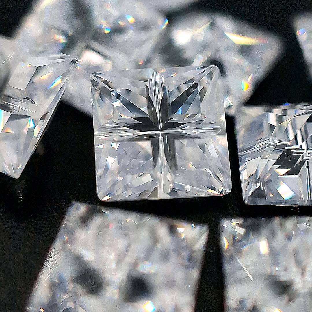 Invisible Square White CZ