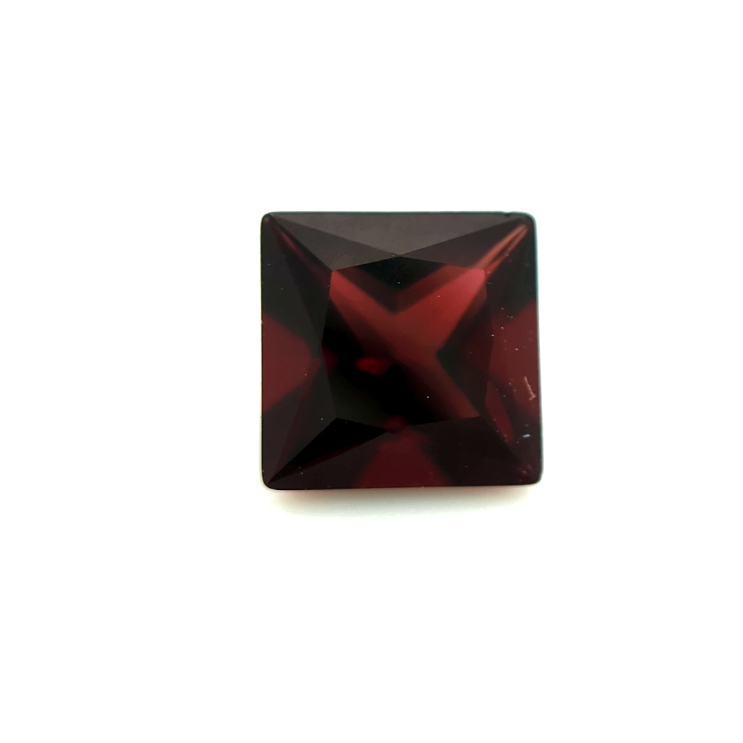 Square Garnet Glass