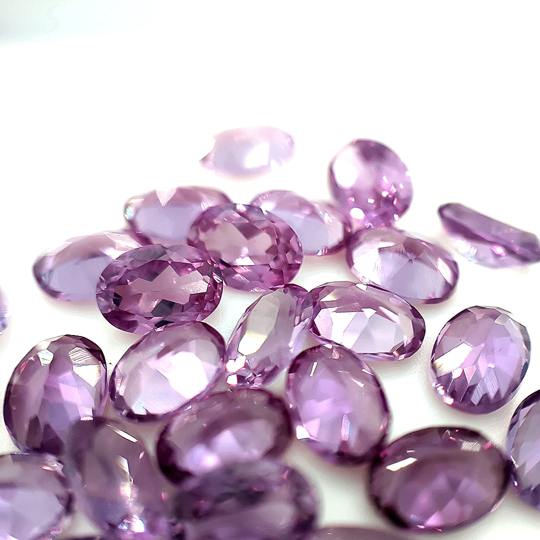 Oval Synthetic Alexandrite (Color Change Sapphire) Corundum in White Light