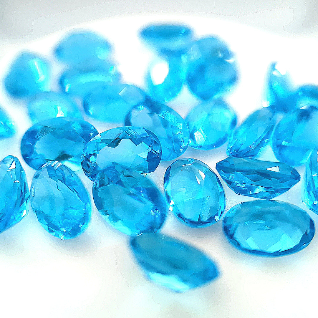 Oval Blue Zircon Glass