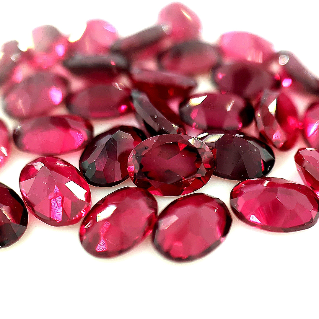 Oval Synthetic Garnet Corundum