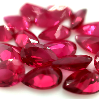 Pear Synthetic Garnet Corundum