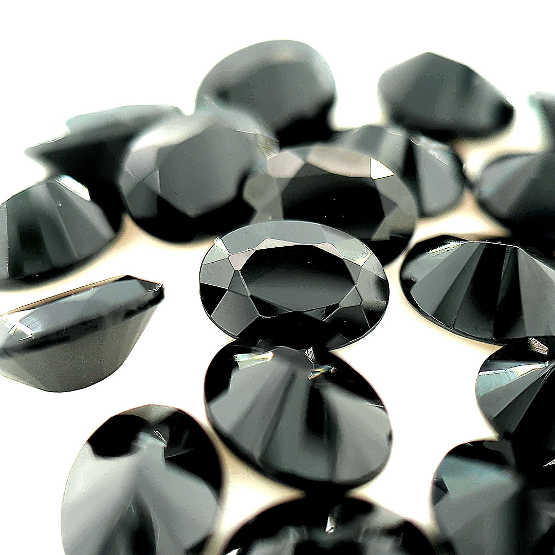 Oval Faceted Dyed Black Onyx Calcedony (Agate)